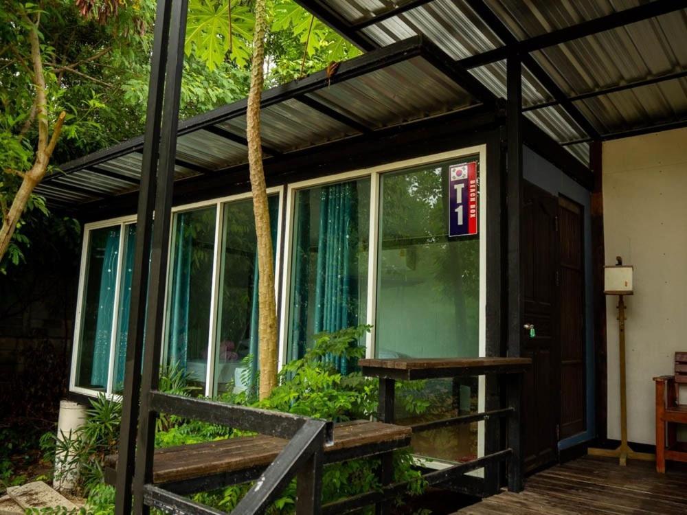 Beach Box Resort At Rimlay ראיונג מראה חיצוני תמונה